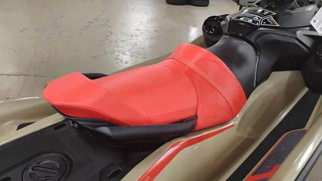 Slide: The Image of Sea-Doo RXT-X 325 2025 - 19