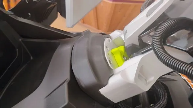 Slide: The Image of Sea-Doo FishPro Apex 300 2025 - 11