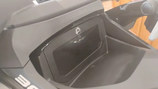 Slide: The Image of Sea-Doo FishPro Apex 300 2025 - 22