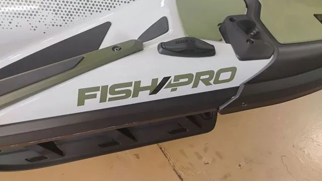 Slide: The Image of Sea-Doo FishPro Apex 300 2025 - 31