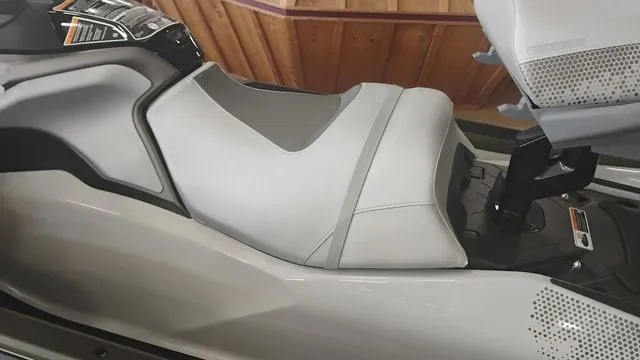 Slide: The Image of Sea-Doo FishPro Apex 300 2025 - 8