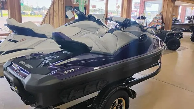 Slide: The Image of Sea-Doo GTI SE 130 2025 - 3