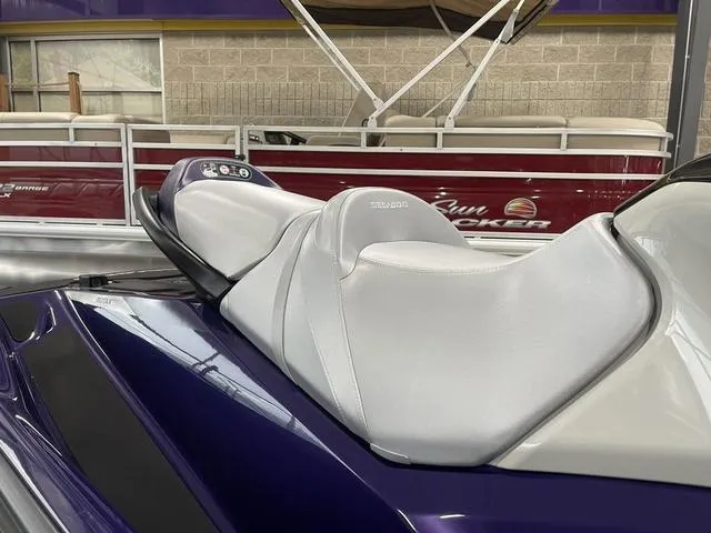 Slide: The Image of Sea-Doo GTI 2025 - 12