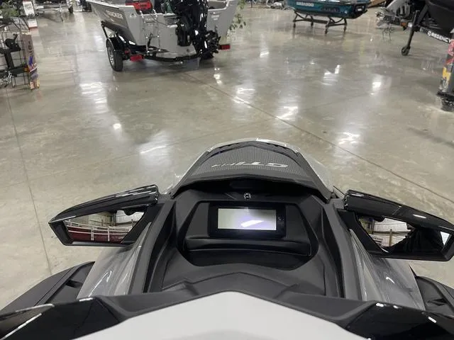 Slide: The Image of Sea-Doo GTI 2025 - 17