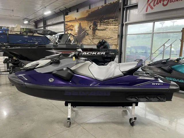 Slide: The Image of Sea-Doo GTI 2025 - 4