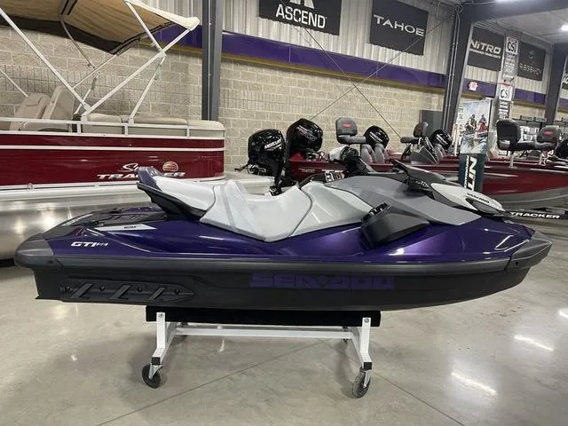 Slide: The Image of Sea-Doo GTI 2025 - 9
