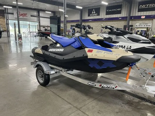 Slide: The Image of Sea-Doo Spark Trixx for 3 2025 - 3