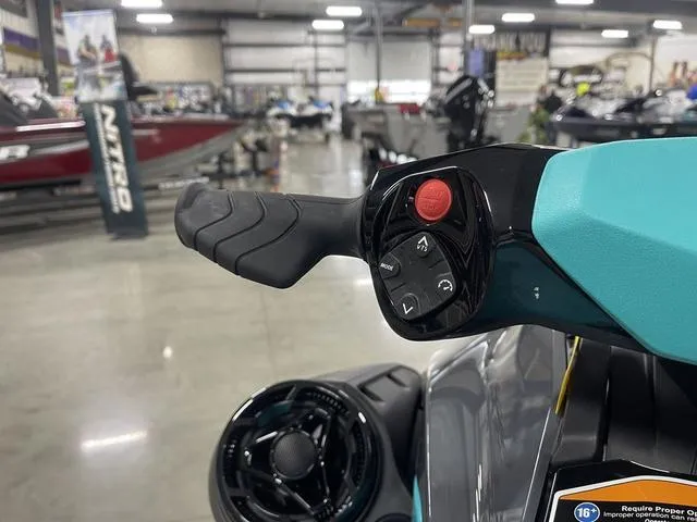 Slide: The Image of Sea-Doo GTR™ 230 BRP Premium Audio, iBR 2025 - 16