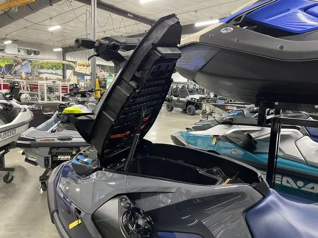 Slide: The Image of Sea-Doo GTX™ 230 Tech, Audio, iDF, iBR 2025 - 15