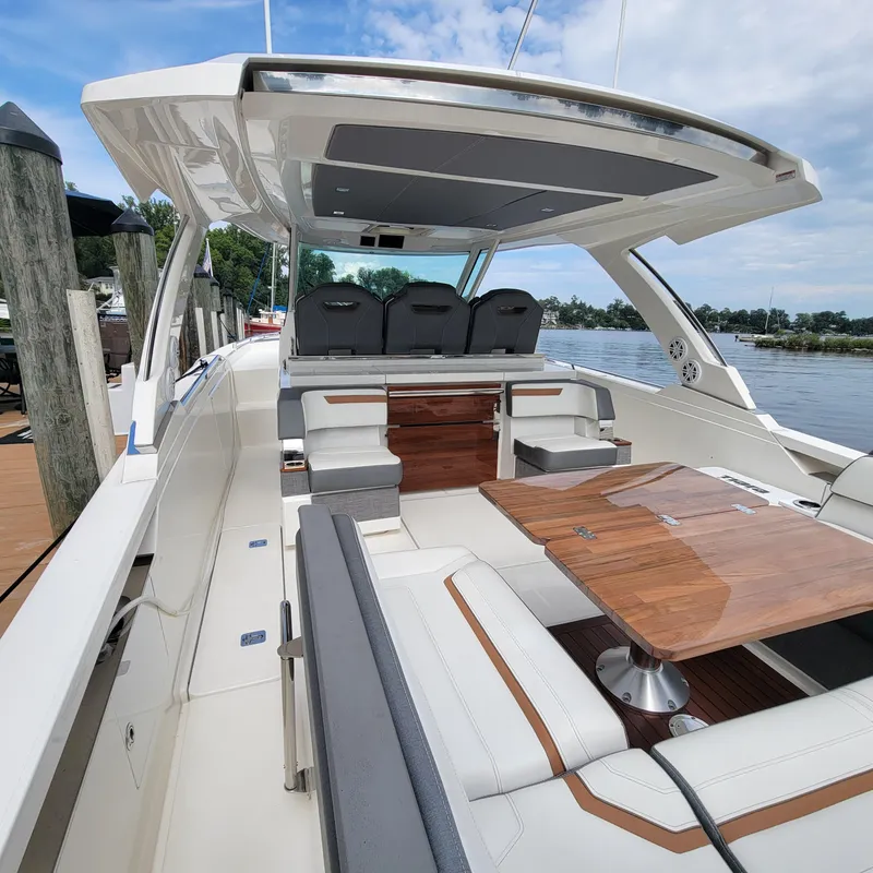 Slide: The Image of Tiara 38 LS 2021 - 78