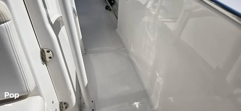 Slide: The Image of 2015 Robalo R200 for sale in Cutler Bay, FL - 28