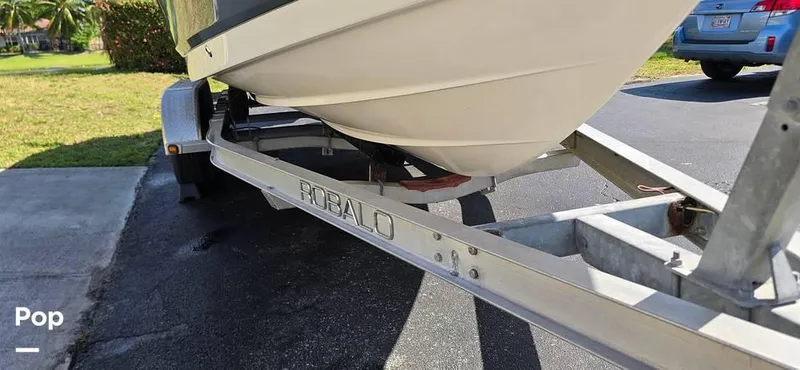 Slide: The Image of 2015 Robalo R200 for sale in Cutler Bay, FL - 39