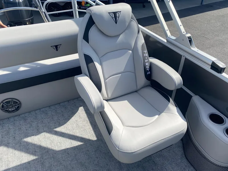 Slide: The Image of Luxurious seating on 2025 Trifecta LE Series 22UL pontoon boat, featuring sleek design and comfort. - 17