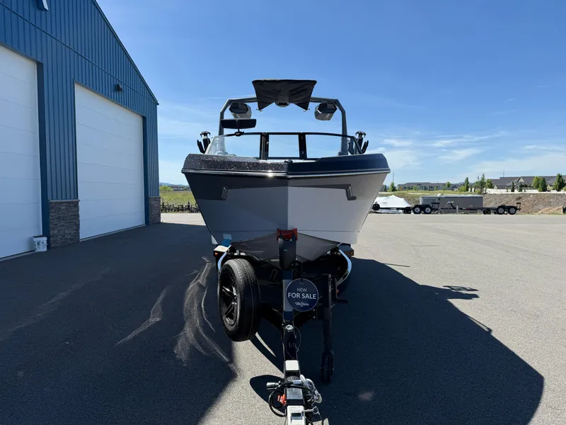 Slide: The Image of Nautique S23 2025 - 3