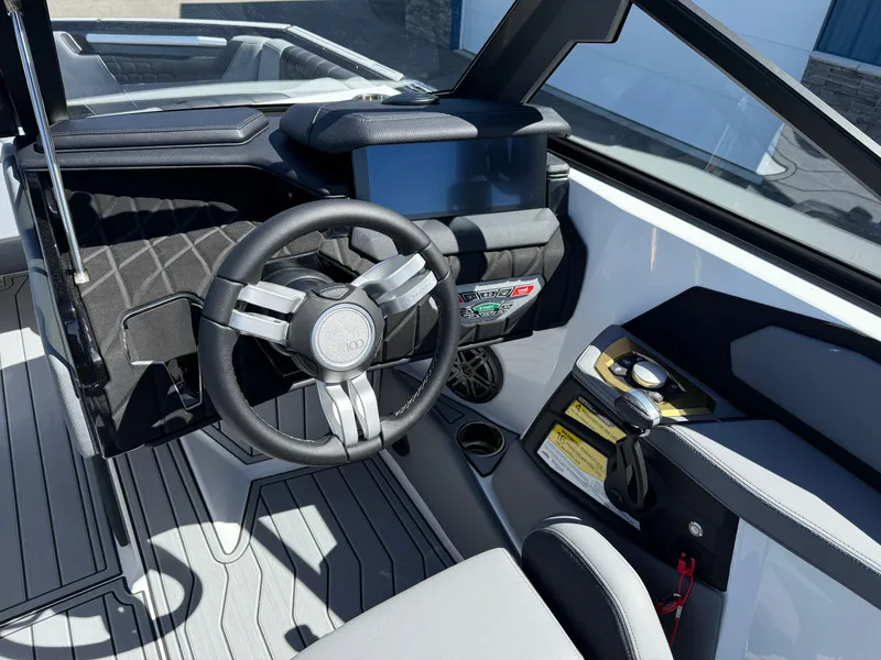 Slide: The Image of Nautique S23 2025 - 9