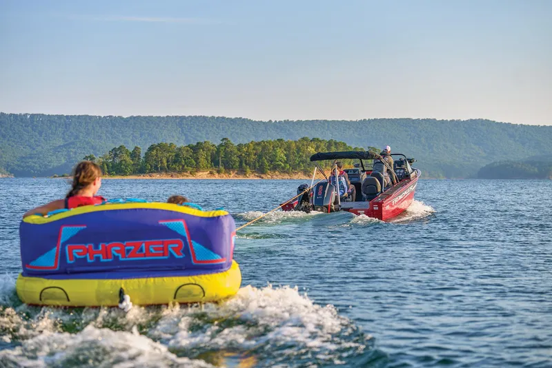 Slide: The Image of Tracker Targa V-19 Combo 2025 - 100