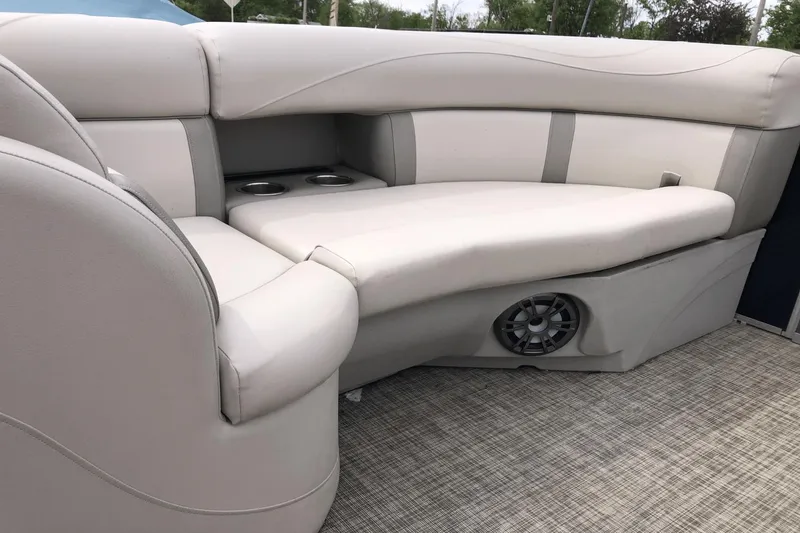 Slide: The Image of Harris 210CX CS 2019 - 15