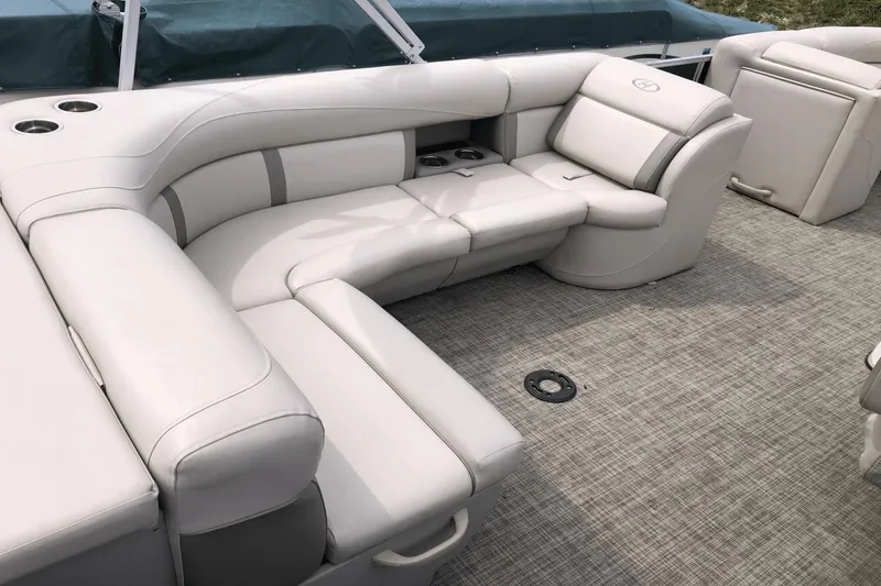 Slide: The Image of Harris 210CX CS 2019 - 3