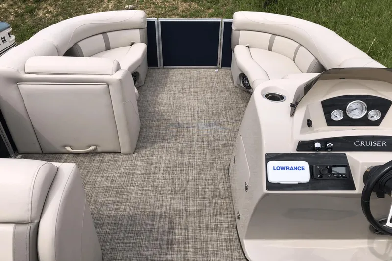 Slide: The Image of Harris 210CX CS 2019 - 7