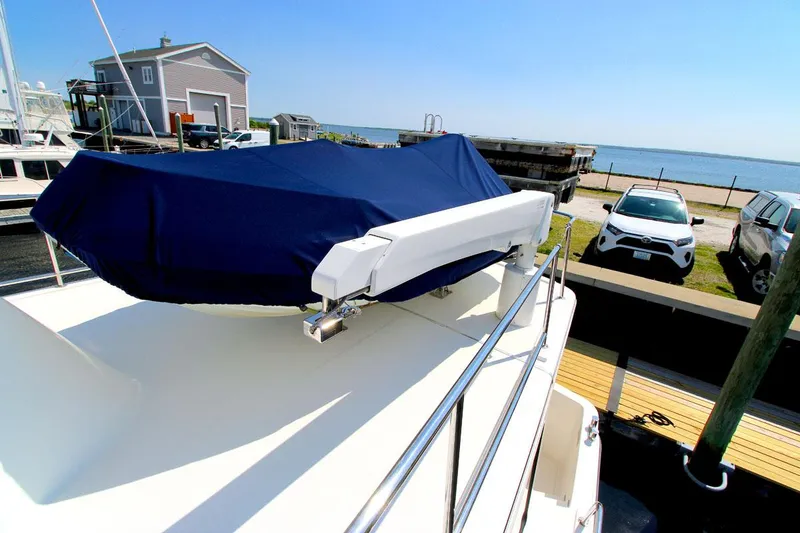 Slide: The Image of Dinghy Crane - 14