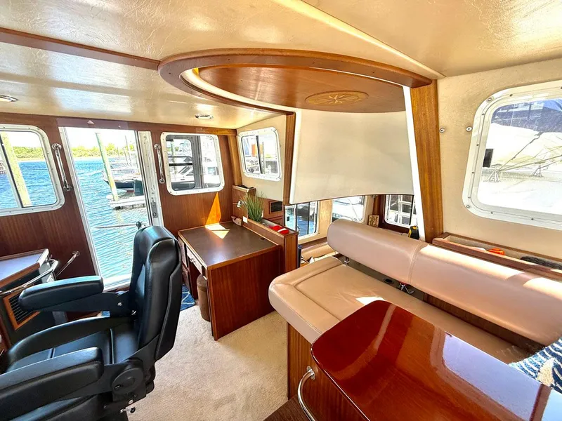 Slide: The Image of Pilothouse - 44