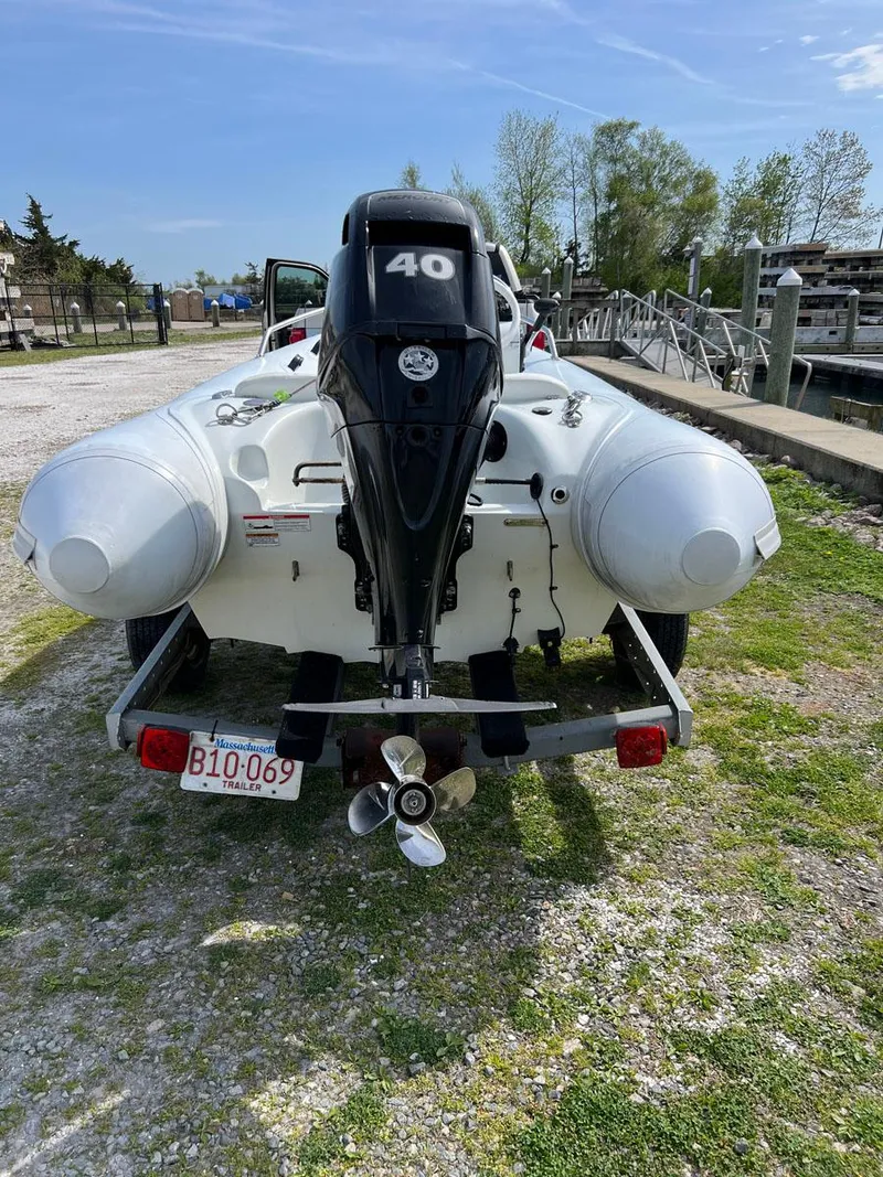 Slide: The Image of Outboard Engine - 83