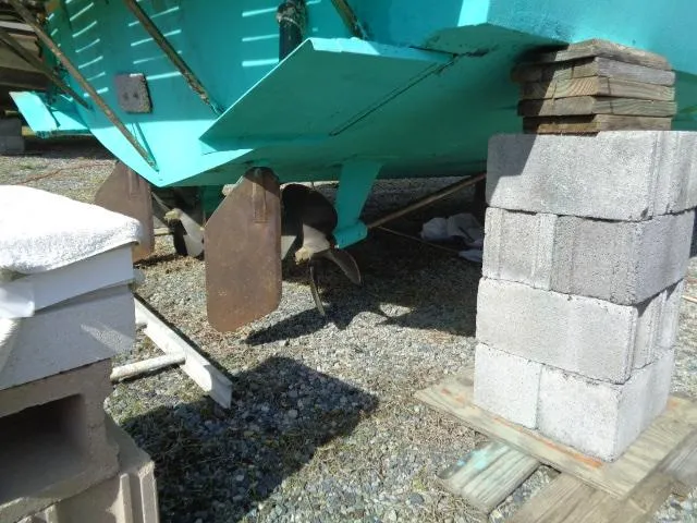 Slide: The Image of Albemarle 325 Convertible 1999 - 66