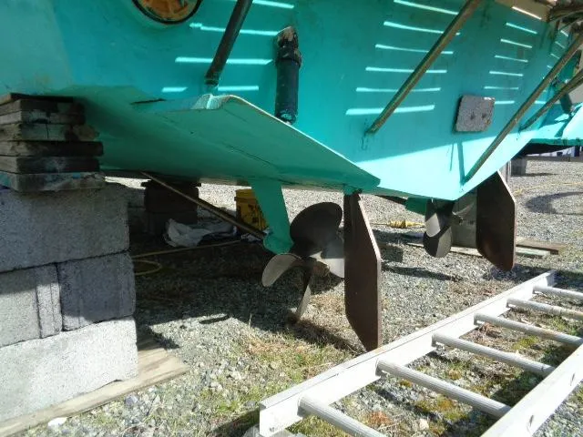 Slide: The Image of Albemarle 325 Convertible 1999 - 67