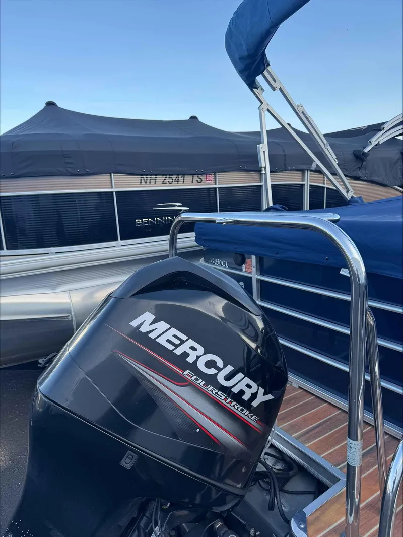 Slide: The Image of 2013 Berkshire 230CL STS pontoon boat with Mercury FourStroke engine. - 5