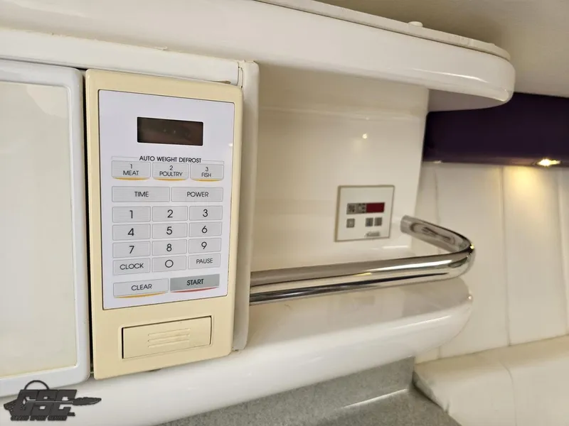 Slide: The Image of Powerquest 380 Avenger 1999 - 79