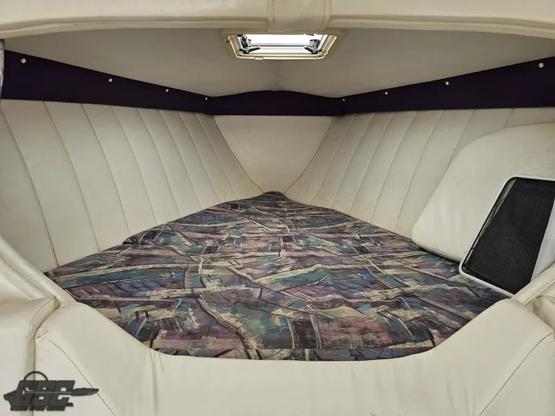 Slide: The Image of Powerquest 380 Avenger 1999 - 81