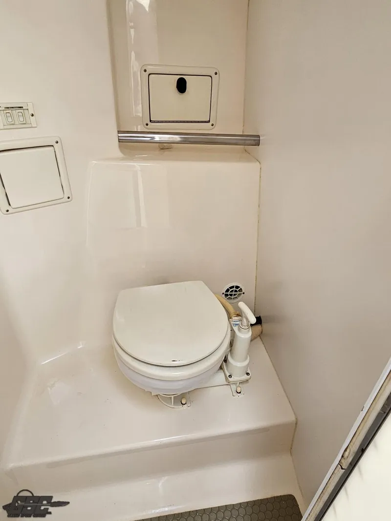 Slide: The Image of Powerquest 380 Avenger 1999 - 84