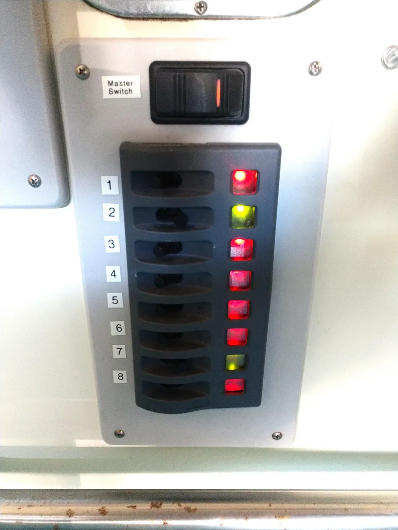 Slide: The Image of Tollycraft 43 Motoryacht 1981 - 53