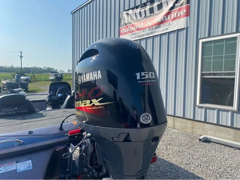 Slide: The Image of 2025 Skeeter ZX150 boat with Yamaha 150 four-stroke engine at Anglers Outpost & Marine. - 12