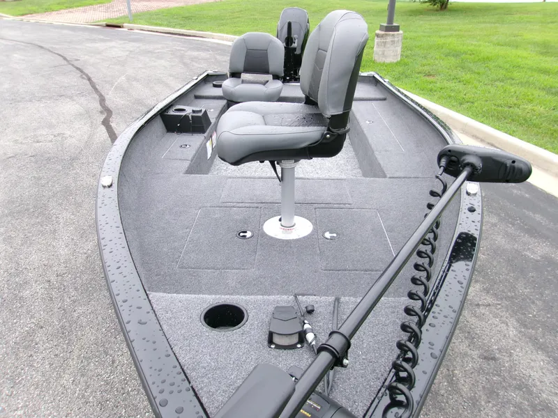 Slide: The Image of 2025 Tracker Super Guide V-16 T fishing boat with dual seats and trolling motor. - 3