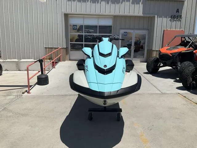 Slide: The Image of Yamaha FX Cruiser® HO 2025 - 1