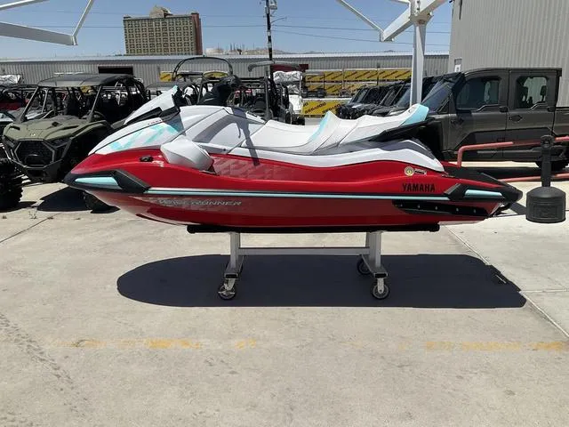 Slide: The Image of Yamaha VX Limited 2025 - 4