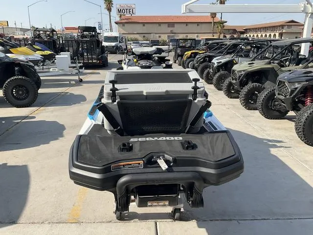 Slide: The Image of Sea-Doo FishPro Sport 170 2025 - 3