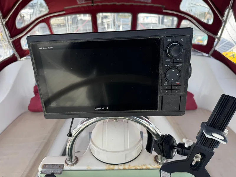 Slide: The Image of Garmin GPS on 2002 Beneteau Oceanis Clipper 393 yacht, cockpit view. - 26