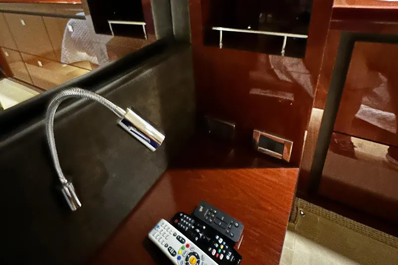 Slide: The Image of Sea Ray 510 Fly 2015 - 51