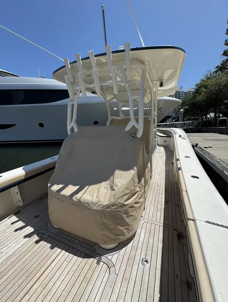 Slide: The Image of Yellowfin 36 Offshore 2016 - 30