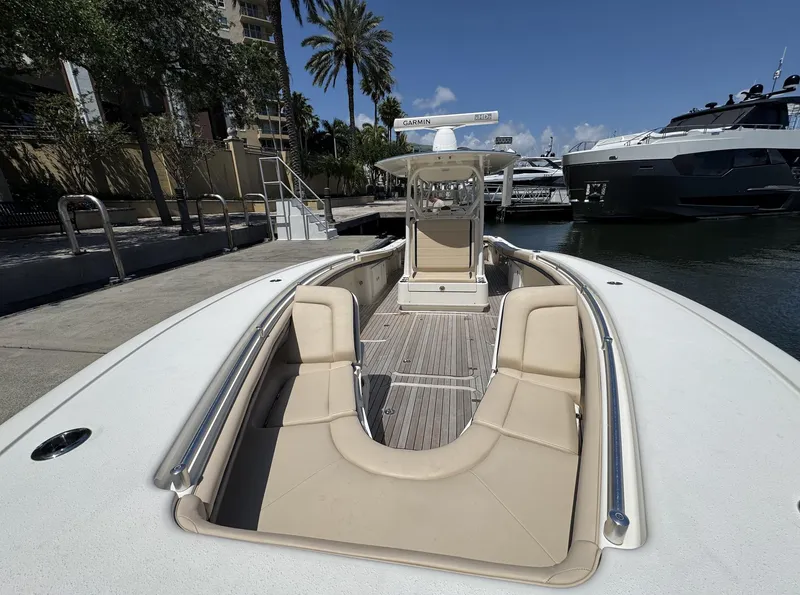 Slide: The Image of Yellowfin 36 Offshore 2016 - 6