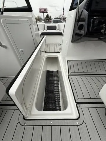 Slide: The Image of Yamaha 195S 2025 - 22