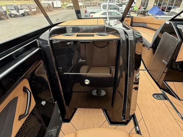 Slide: The Image of Yamaha 255XD 2025 - 23