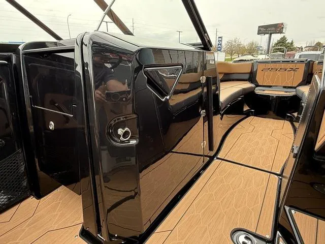 Slide: The Image of Yamaha 255XD 2025 - 24