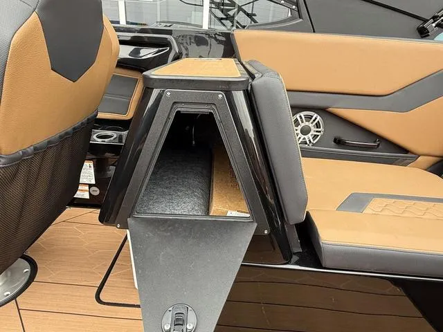 Slide: The Image of Yamaha 255XD 2025 - 40