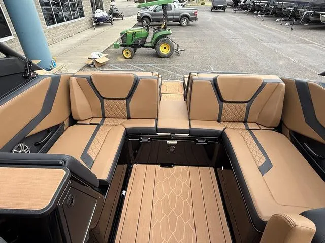 Slide: The Image of Yamaha 255XD 2025 - 42