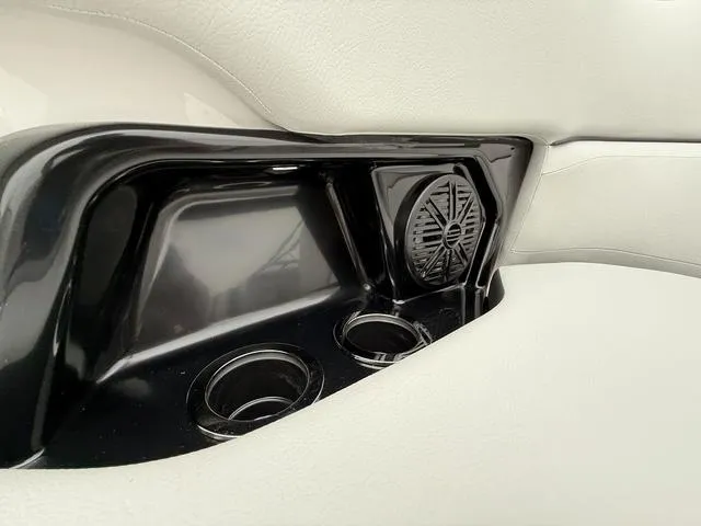 Slide: The Image of Yamaha AR250 2025 - 21