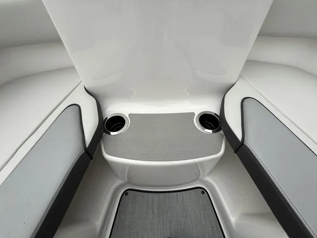 Slide: The Image of Yamaha AR250 2025 - 22