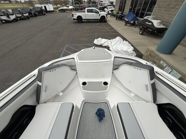 Slide: The Image of Yamaha AR250 2025 - 23